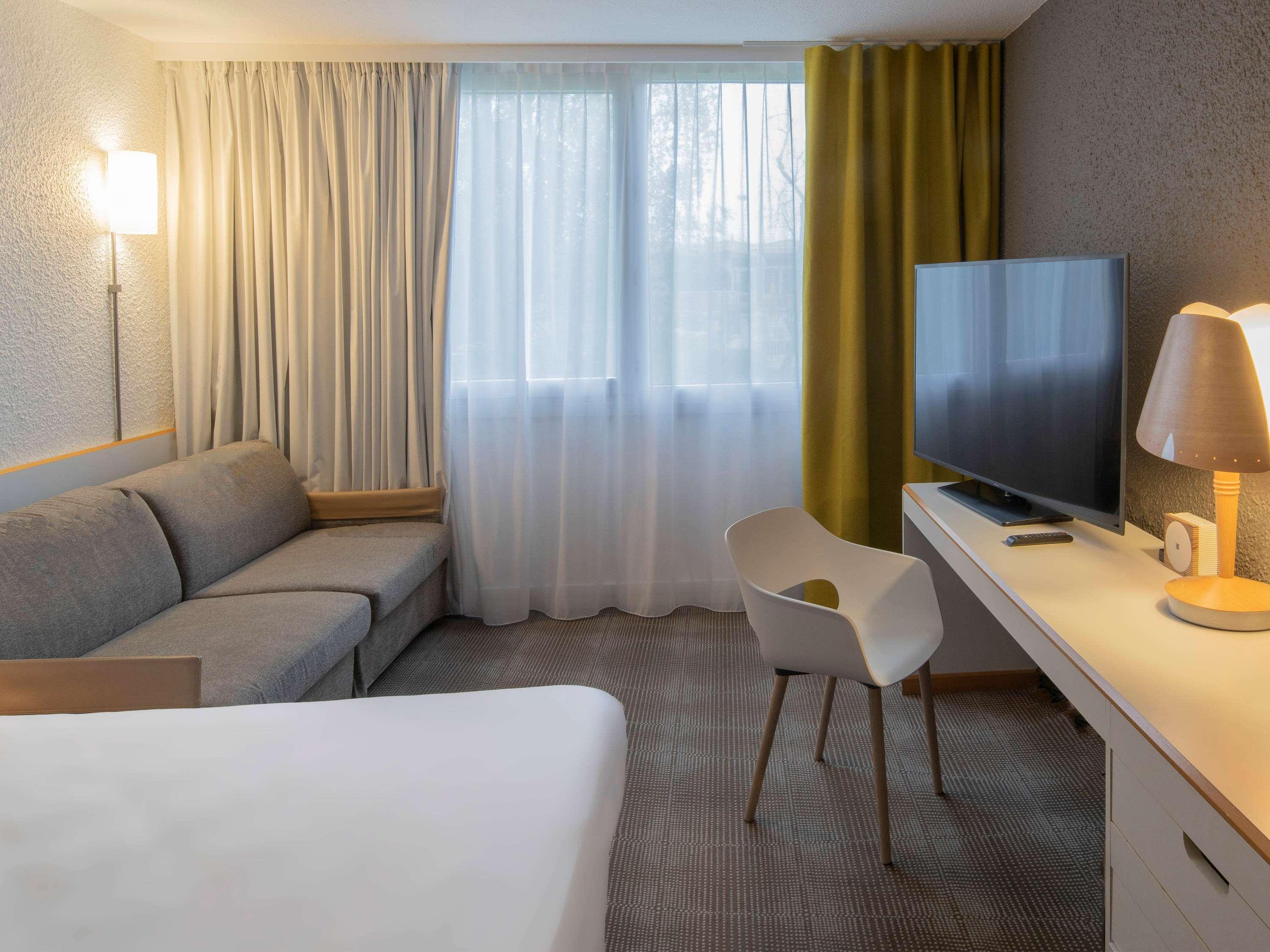 Novotel Dijon Sud Marsannay-la-Côte Exterior foto